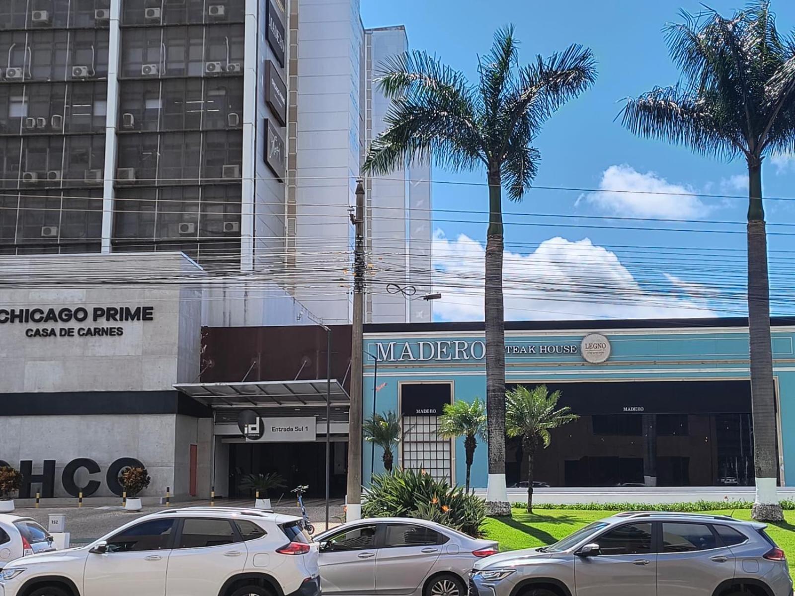 Hotel Grand Mercure Flat Particular Com Varanda, Garagem E Wi-Fi Brasília Exterior photo