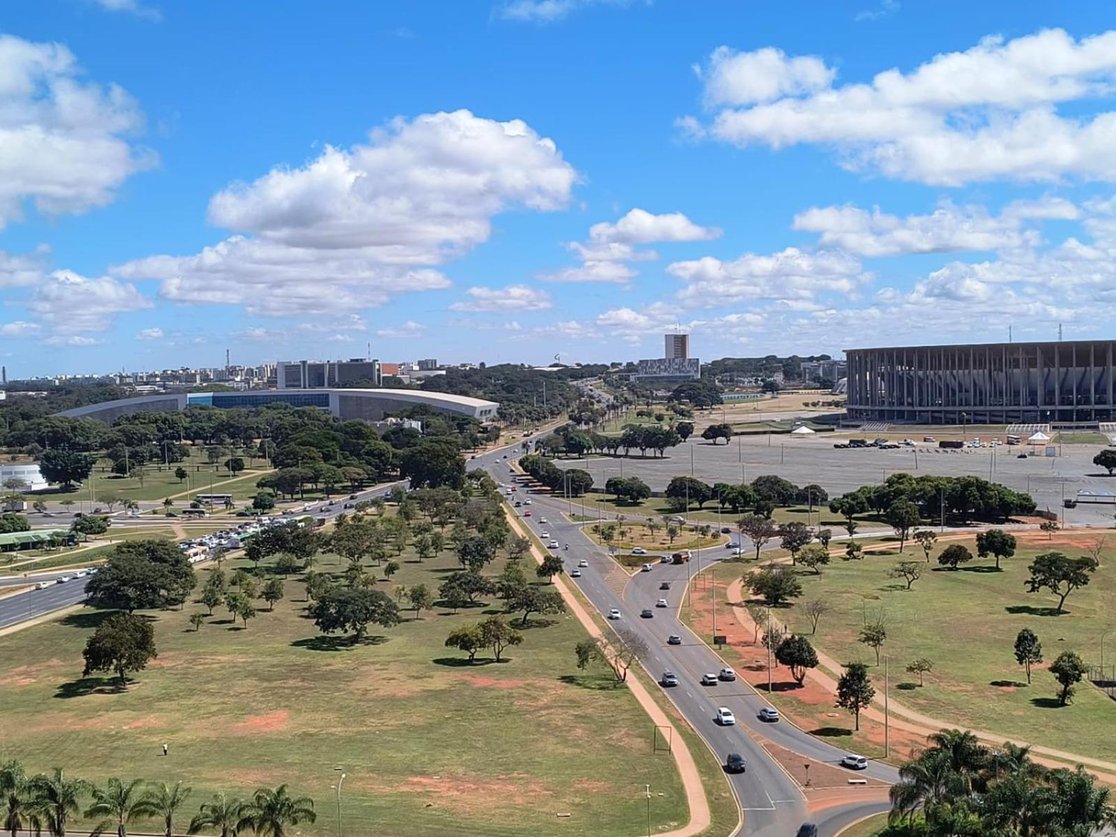 Hotel Grand Mercure Flat Particular Com Varanda, Garagem E Wi-Fi Brasília Exterior photo